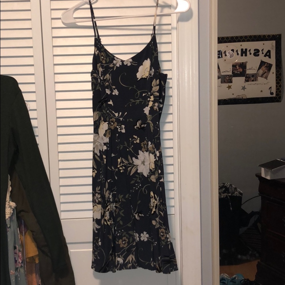 Floral dark bluish/grey dress!